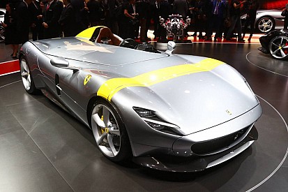 Ferrari Monza SP1 e SP2: un sogno che si realizza per 499 clienti scelti da Maranello