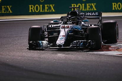 Hamilton vince ad Abu Dhabi il 100esimo GP ibrido con Vettel all'inseguimento