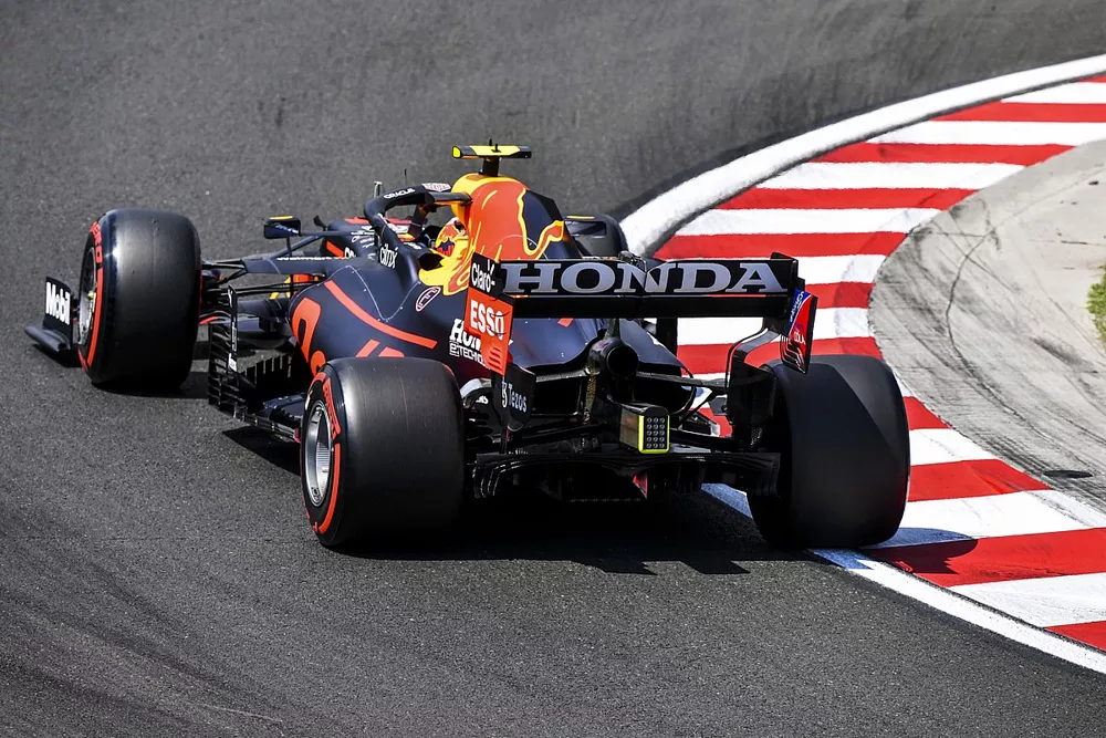 Sergio Perez, Red Bull Racing RB16B