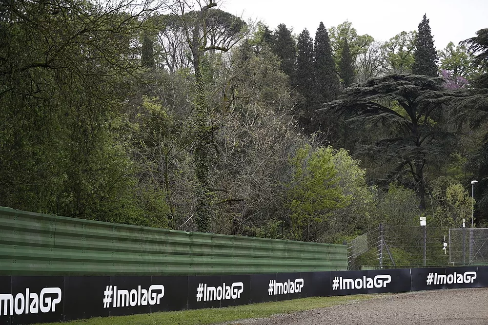 Aspectos de la pista de Imola
