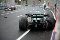 Alonso explica la raz&oacute;n de su choque en Australia: Fue la grava