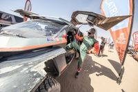 Al Attiyah cree que le sancionan con otras reglas en el Dakar: "&iquest;Por qu&eacute;?"