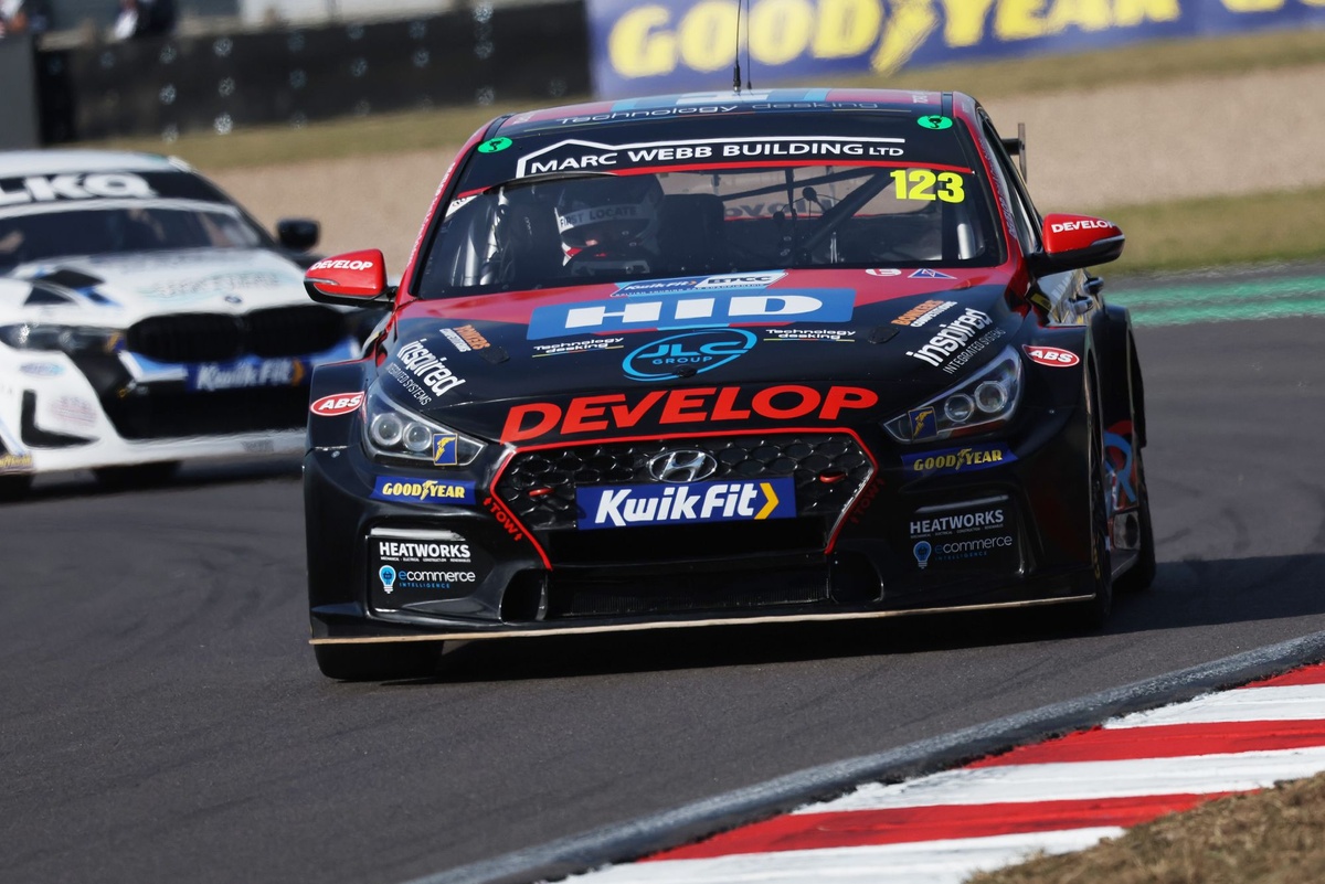 BTCC Silverstone: Lloyd takes win as Hamilton escapes fire