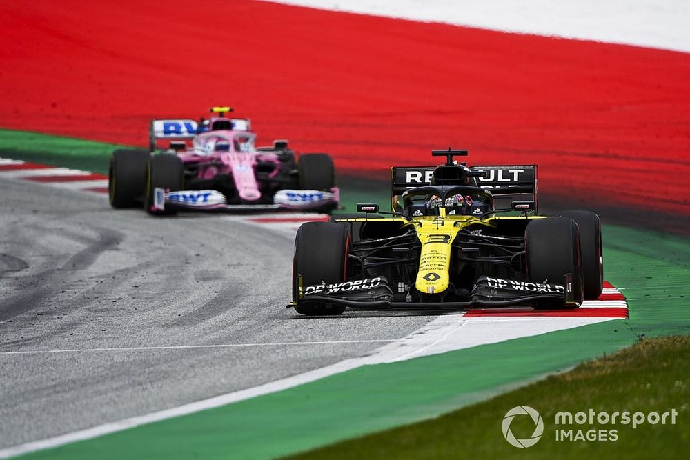 Daniel Ricciardo, Renault F1 Team R.S.20, en Lance Stroll, Racing Point RP20