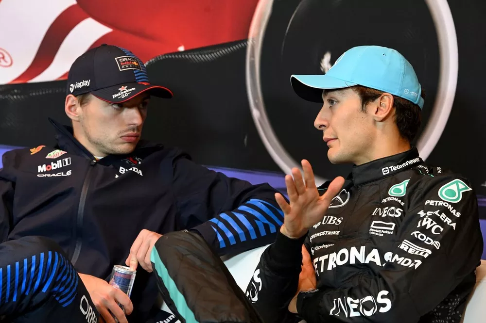 Max Verstappen, Red Bull Racing, vainqueur, George Russell, Mercedes-AMG F1 Team, troisi&egrave;me, en conf&eacute;rence de presse