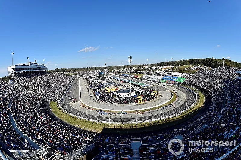 Daniel Suarez, Joe Gibbs Racing, Toyota Camry ARRIS