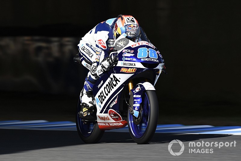 FP1 Moto3 Australia: Sempat dihentikan, Martin pimpin sesi