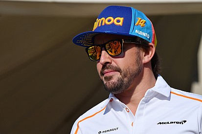 Alonso admits he might get "desperate" to return to F1