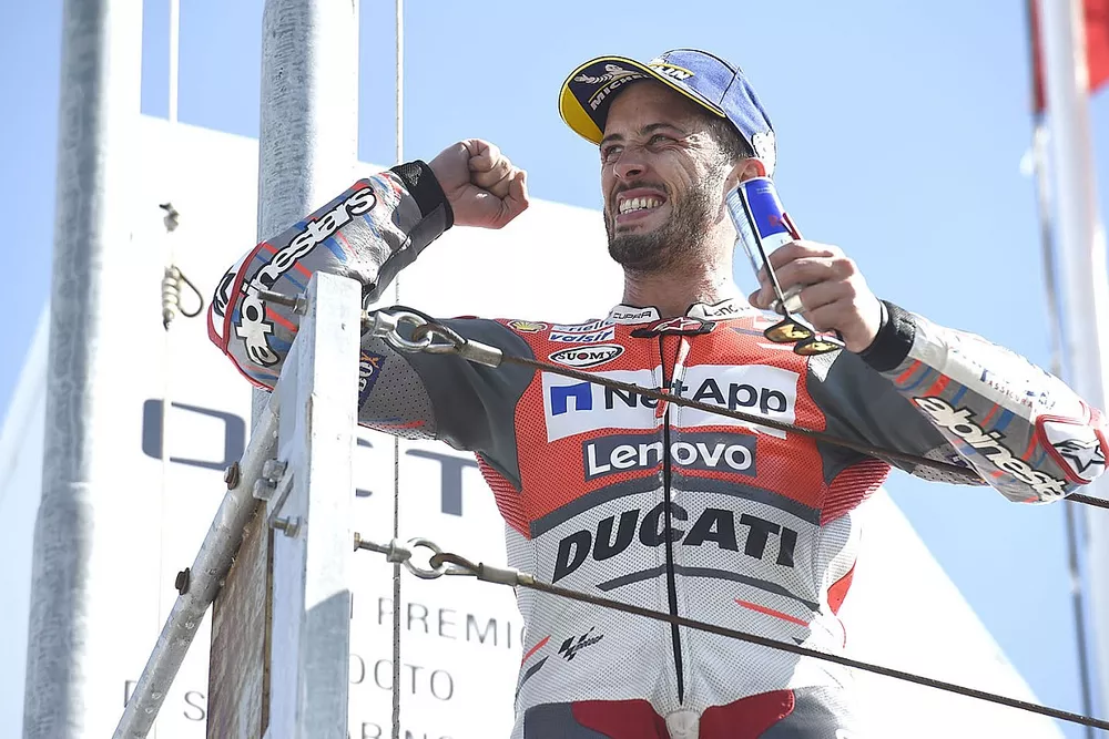 Podium : le vainqueur Andrea Dovizioso, Ducati Team