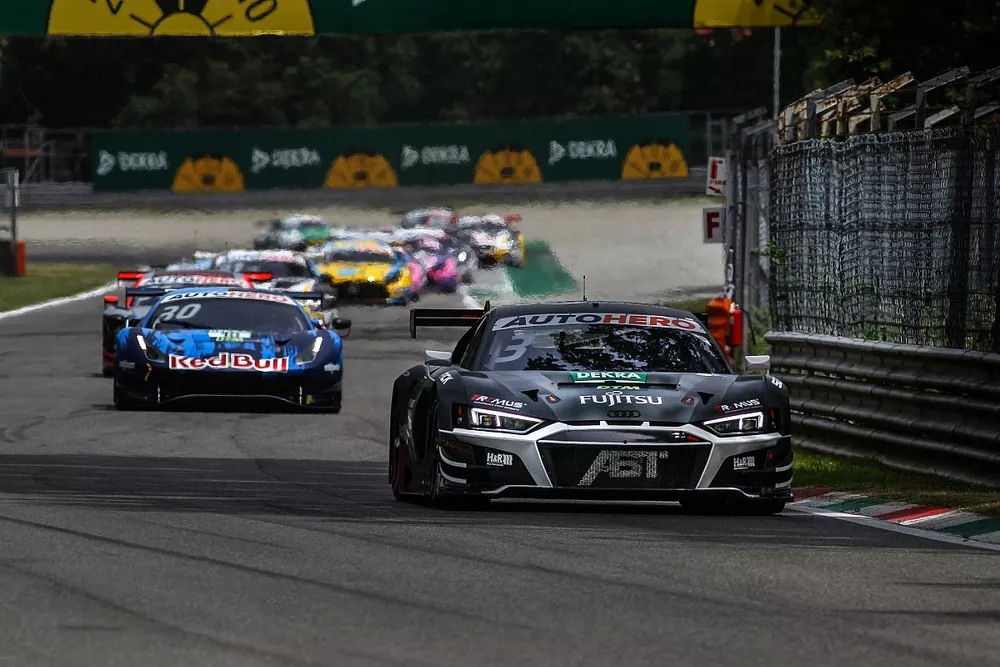 Kelvin van der Linde, Abt Sportsline Audi R8 LMS GT3, m&egrave;ne au d&eacute;part