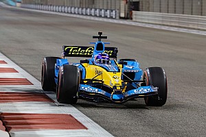ミニチャンプス F1 ルノー R25 フェルナンドアロンソ フランスGP 優勝 ミニチャンプス F1 ルノー R25 フェルナンドアロンソ フランスGP