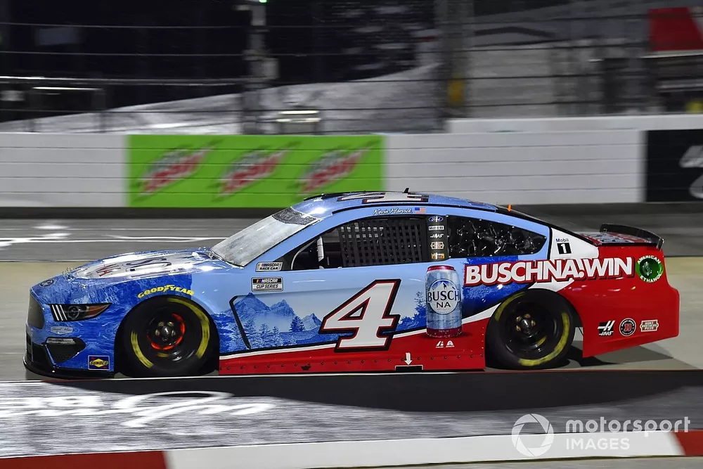 Kevin Harvick, Stewart-Haas Racing, Ford Mustang Busch Beer NA