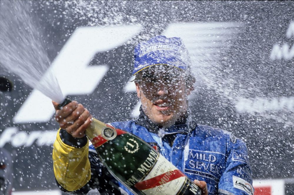 Podio: El ganador Fernando Alonso, Renault F1 Team