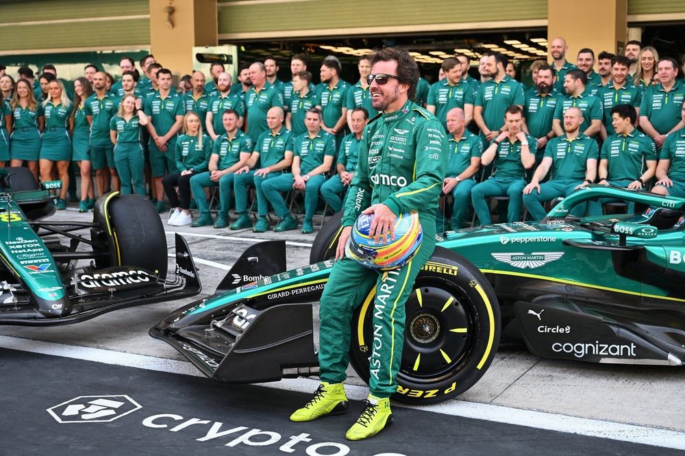 F1 アストンマーティン 実車 ボディ パーツ 本物 アロンソ HONDAホンダ アロンソ、アストンマーティンの”成功”を確信「僕たちが最高の