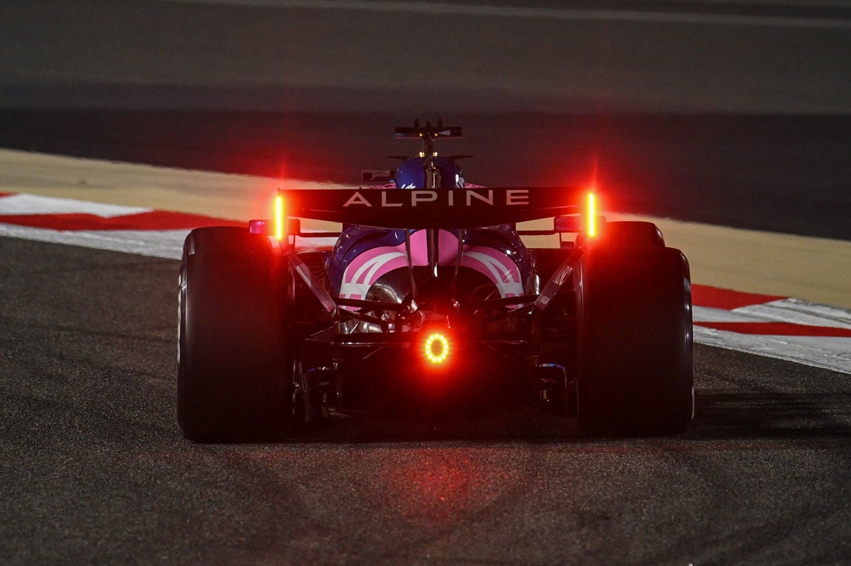 Moteur Mercedes : Alpine ne tremble pas mais craint un dangereux précédent