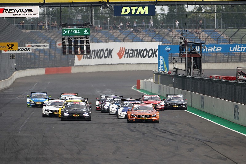 Трансляція другої гонки етапу DTM на Лаузіцринзі