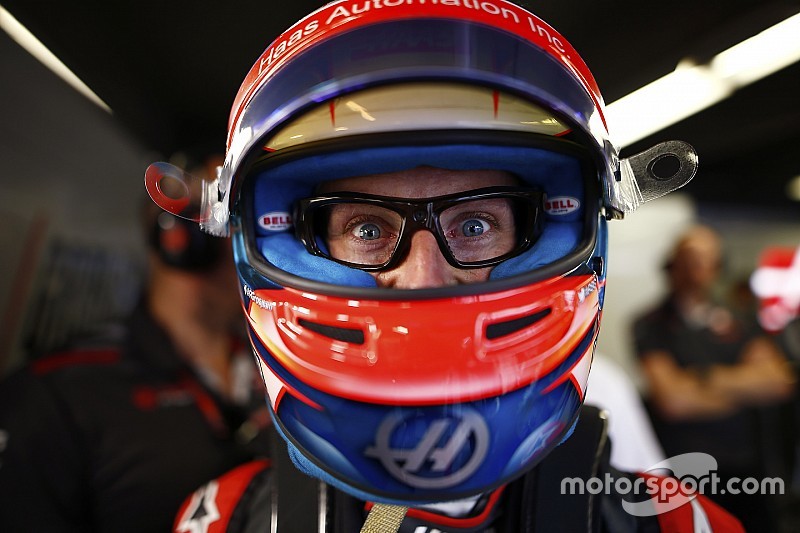 ドライバー目線カメラ導入を模索するF1。メガネ型カメラは廃案に