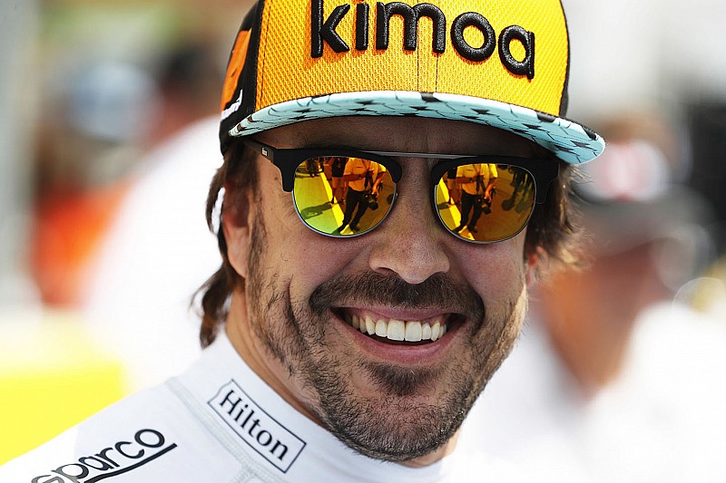 McLaren acredita que pode convencer Alonso a ficar na F1
