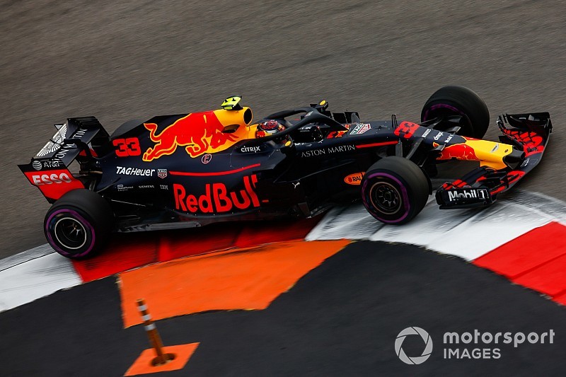 Verstappen: Red Bull 2019'da daha güçlü bir araç üretmek için çok çalışıyor