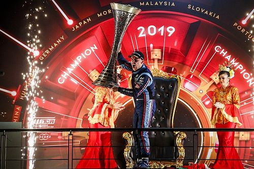 Michelisz, campe&oacute;n del WTCR en una carrera con pol&eacute;mica