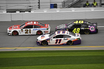 Jimmie Johnson and Paul Menard clear the air over Clash wreck