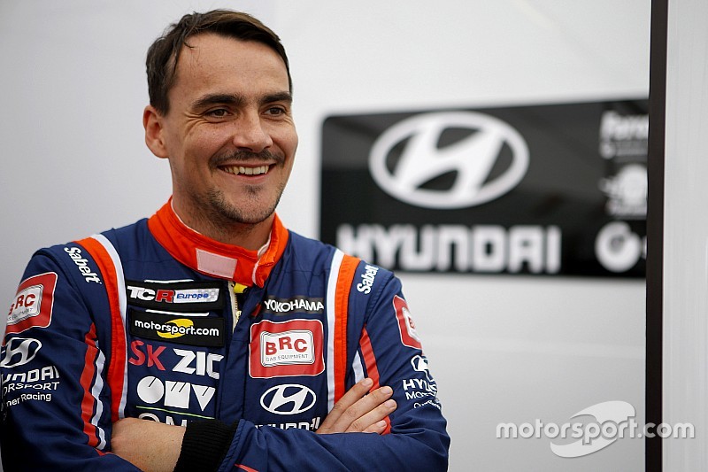 Michelisz nem csak az új csapattársait akarja legyőzni a WTCR-ben
