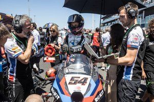 BMW responde al m&aacute;nager de Toprak Razgatlioglu sobre su posible marcha