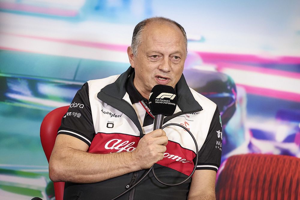 
Frederic Vasseur, Team Principal, Alfa Romeo Racing Press Conference 