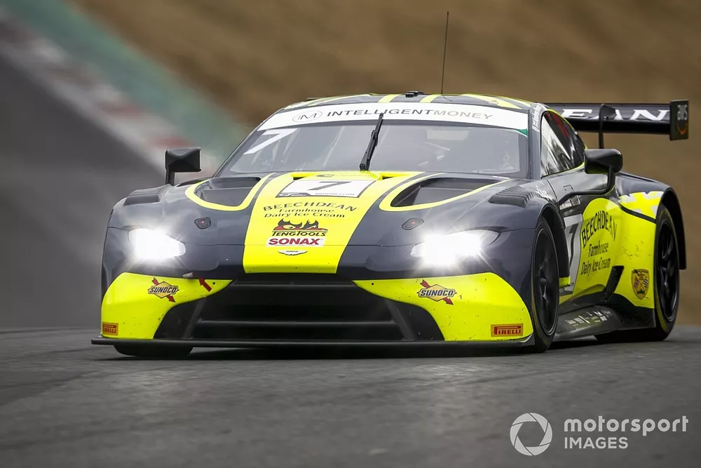 #7 Andrew Howard/ Jonny Adam - Beechdean AMR Aston Martin Vantage GT3