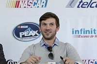 Su&aacute;rez est&aacute; listo para su debut en un coche de Cup