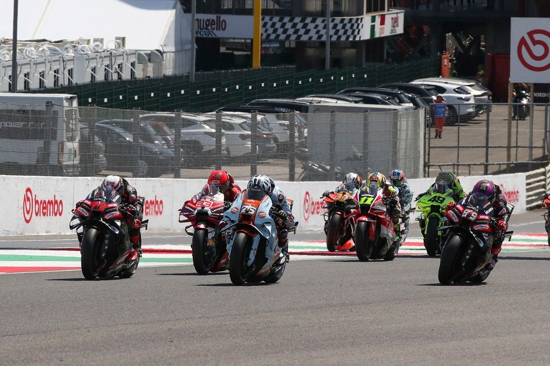 Bezzecchi señala el "error de cálculo" que le salió caro en la sprint de Mugello