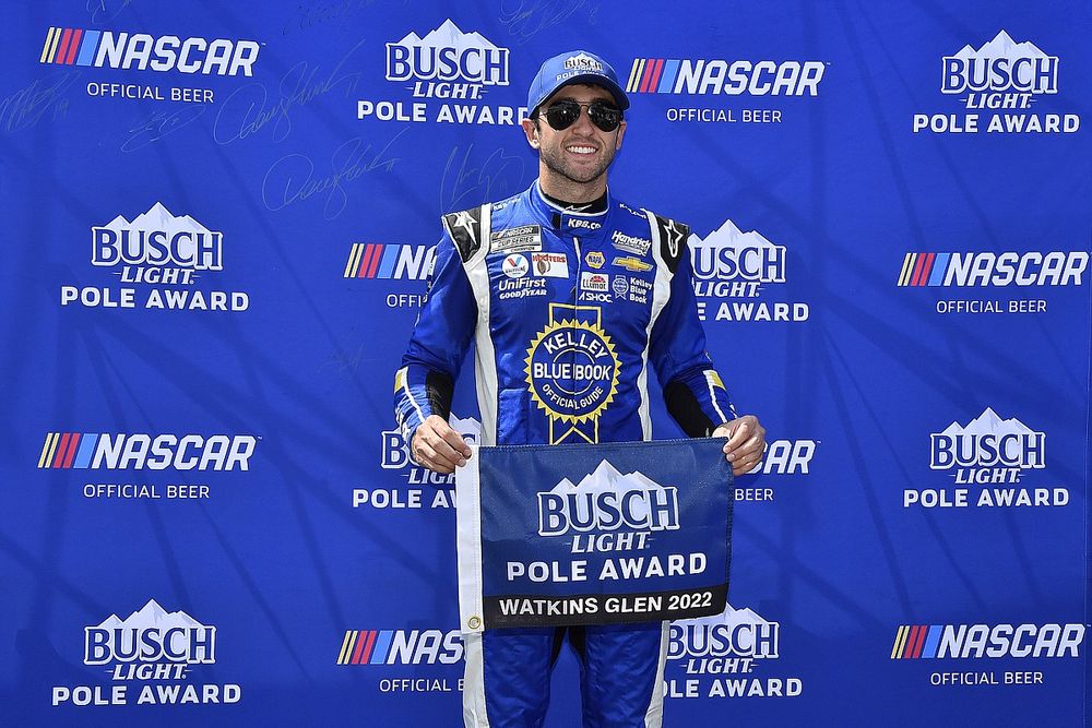 El autor de la pole, Chase Elliott, Hendrick Motorsports, Chevrolet Camaro