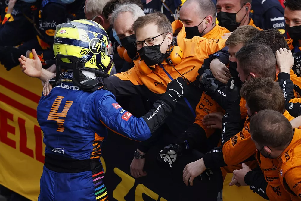 Lando Norris, McLaren, 2nd position, celebrates with Andreas Seidl, Team Principal, McLaren, and his team in Parc Ferme