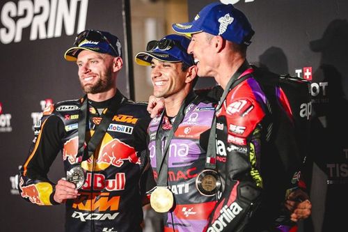 Martín domina el sprint de Qatar y Márquez es 5º en su debut con Ducati
