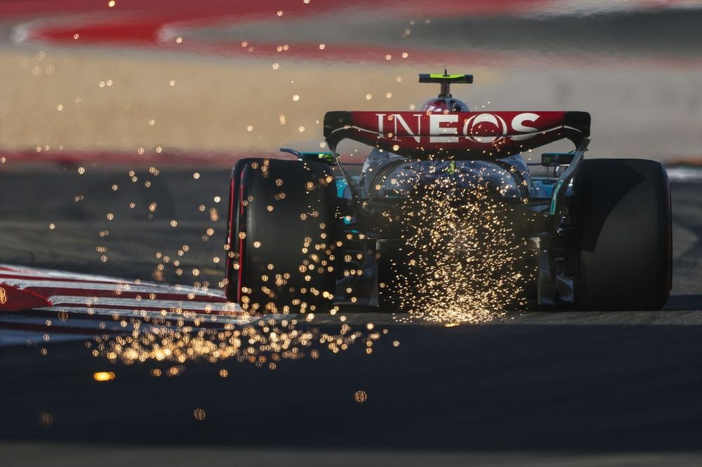 Lewis Hamilton, Mercedes F1 W15