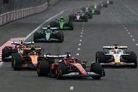 Leclerc fue v&iacute;ctima de un problema de motor durante la carrera en Bak&uacute;