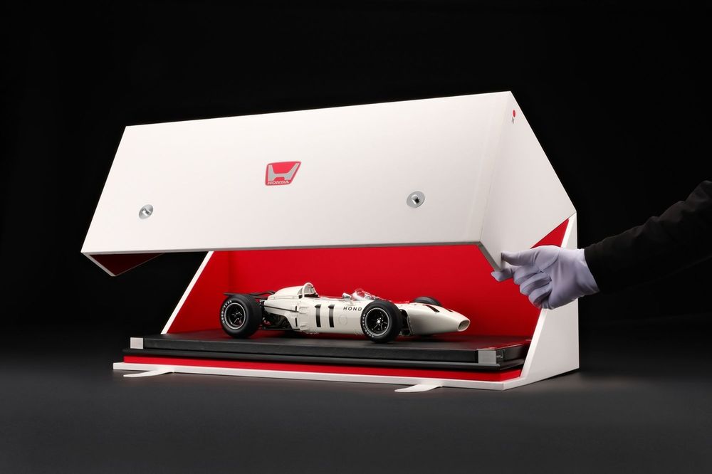 ハンドメイド＆部品点数1600超え……！ ホンダ、F1初優勝60周年を