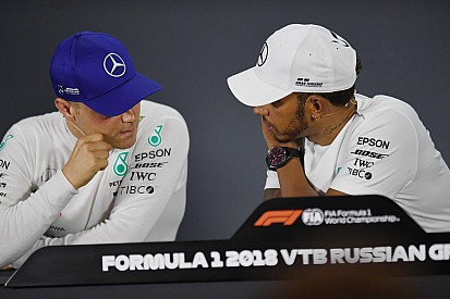 Хемілтон «не хотів і не просив Mercedes», щоб Боттас його пропускав