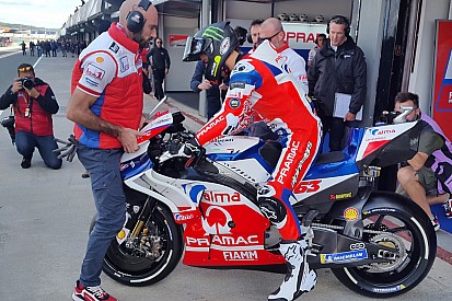 Pecco Bagnaia inizia a scoprire la sua Ducati: primi giri a Valencia per il campione Moto2