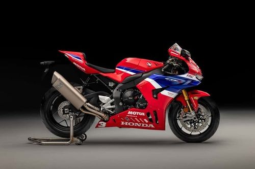 Honda fabrica una Fireblade ganadora del TT para ponerte los dientes largos