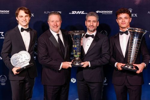 McLaren presume de haber dejado luchar a sus pilotos hasta el final