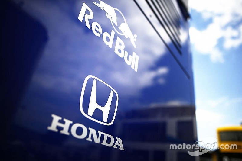 Mesmo feliz com Honda, RBR crê que será difícil fazer ano com 3 motores