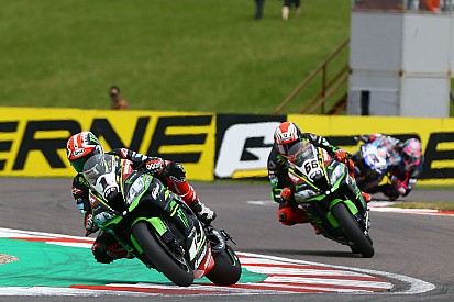Kawasaki beffata in gara, record rimandato per Rea
