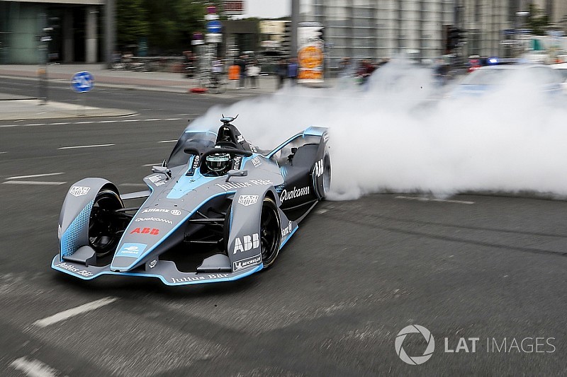 Bildergalerie: Nico Rosberg im Formel-E-Auto