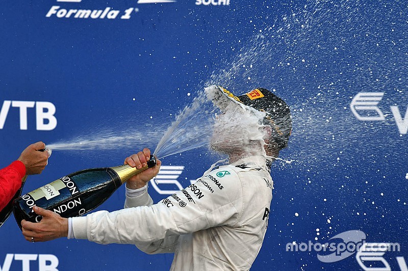 L'histoire derrière la photo - Bottas savoure la victoire
