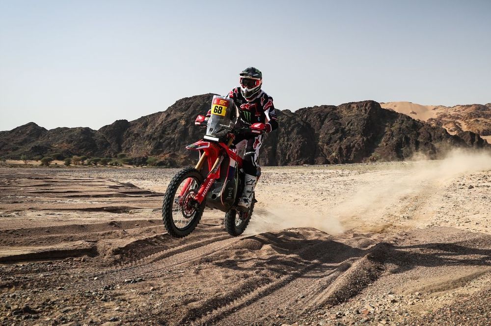 #68 Monster Energy Honda HRC Honda: Tosha Schareina