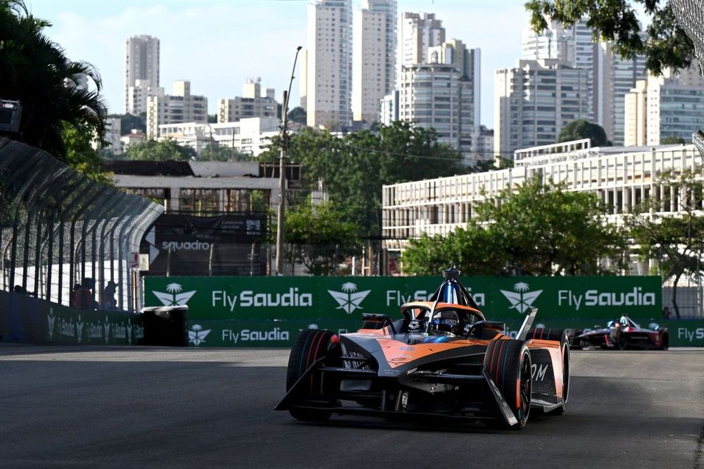 Sam Bird, NEOM McLaren Formula E Team, e-4ORCE 04
