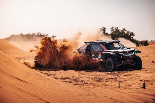 Dacia enfría expectativas del Dakar tras debutar con un 1-2 en el Rally de Marruecos