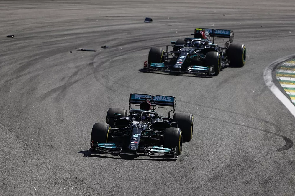 Lewis Hamilton, Mercedes W12, Valtteri Bottas, Mercedes W12