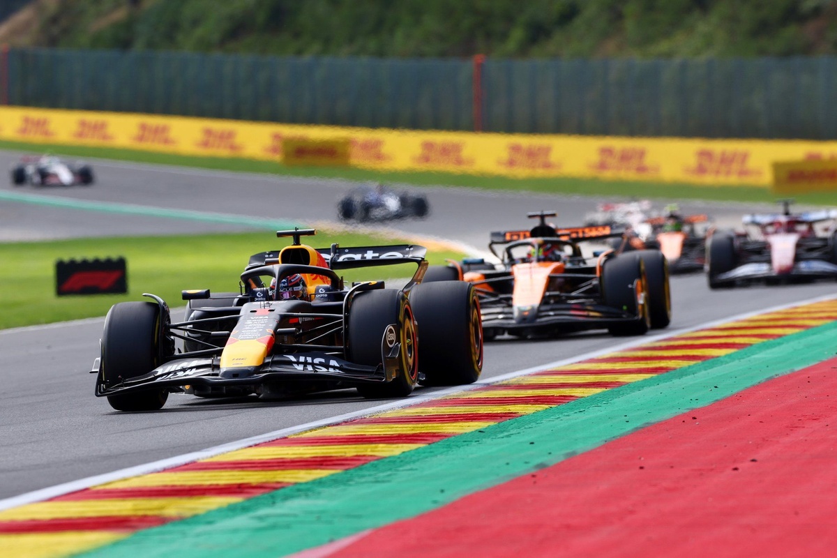 Verstappen contraint d'aller 